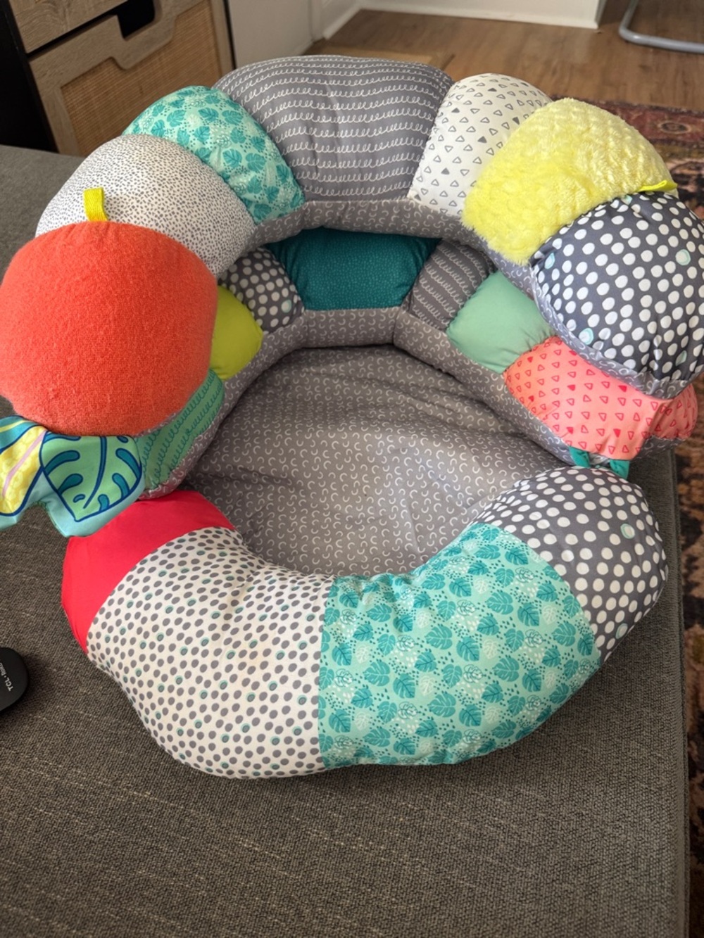 infantino baby seat tummy time
